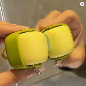 StickEase Lint Roller